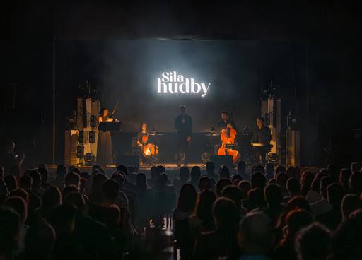 Fotografia z koncertu Sila Hudby — záber 2